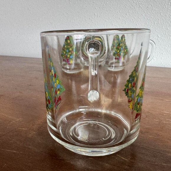Set of 4 Vintage Luminarc Christmas Tree Mugs, Clear Glass Holiday Cups - Picture 5 of 8